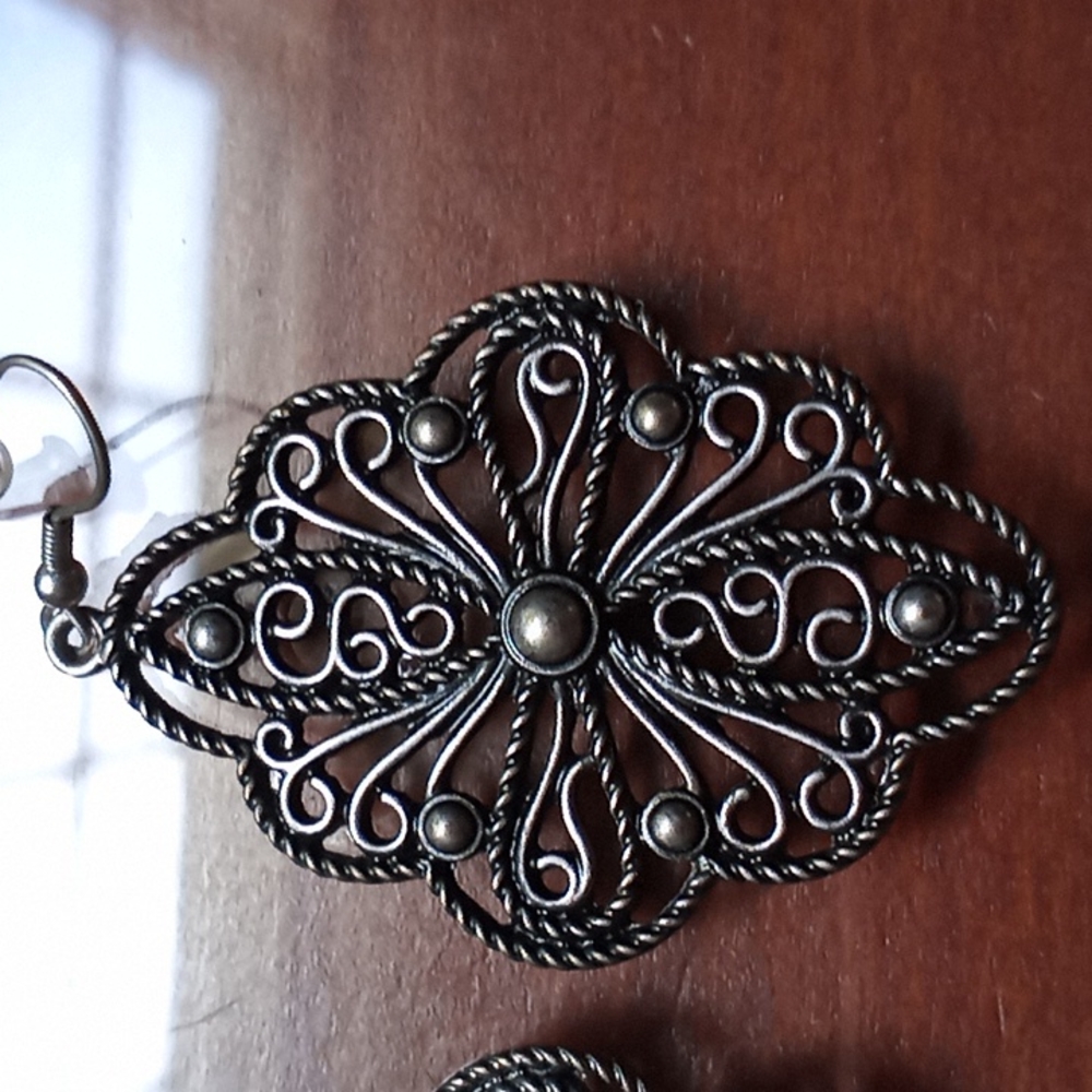 Scrollwork Earrings - image 4